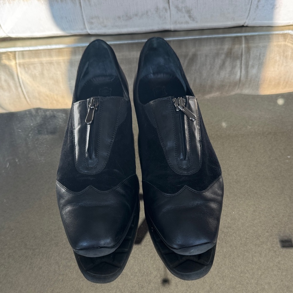 Vintage Black Women's‎ Loafers with Zipper